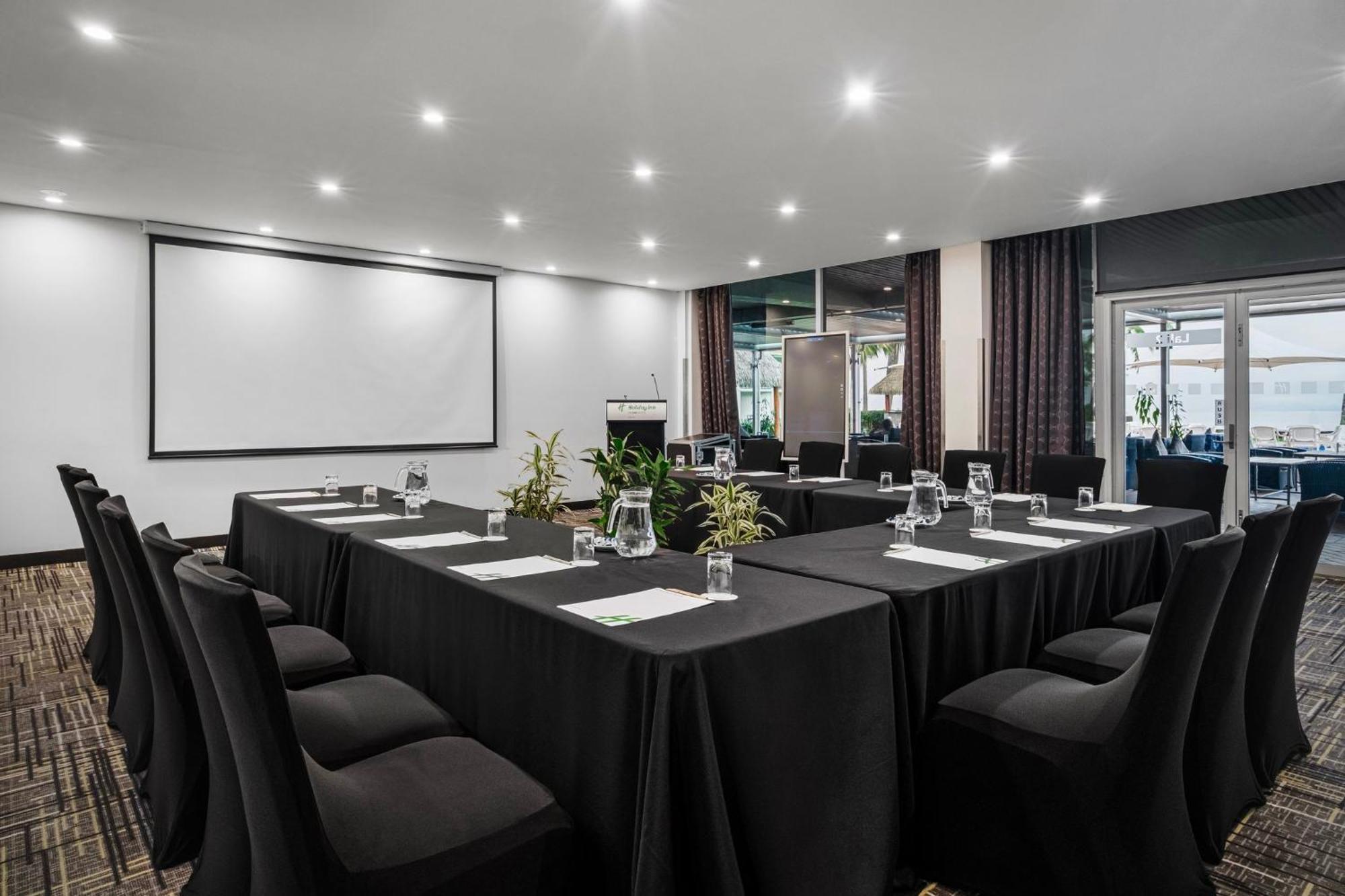 Holiday Inn Suva By Ihg Экстерьер фото