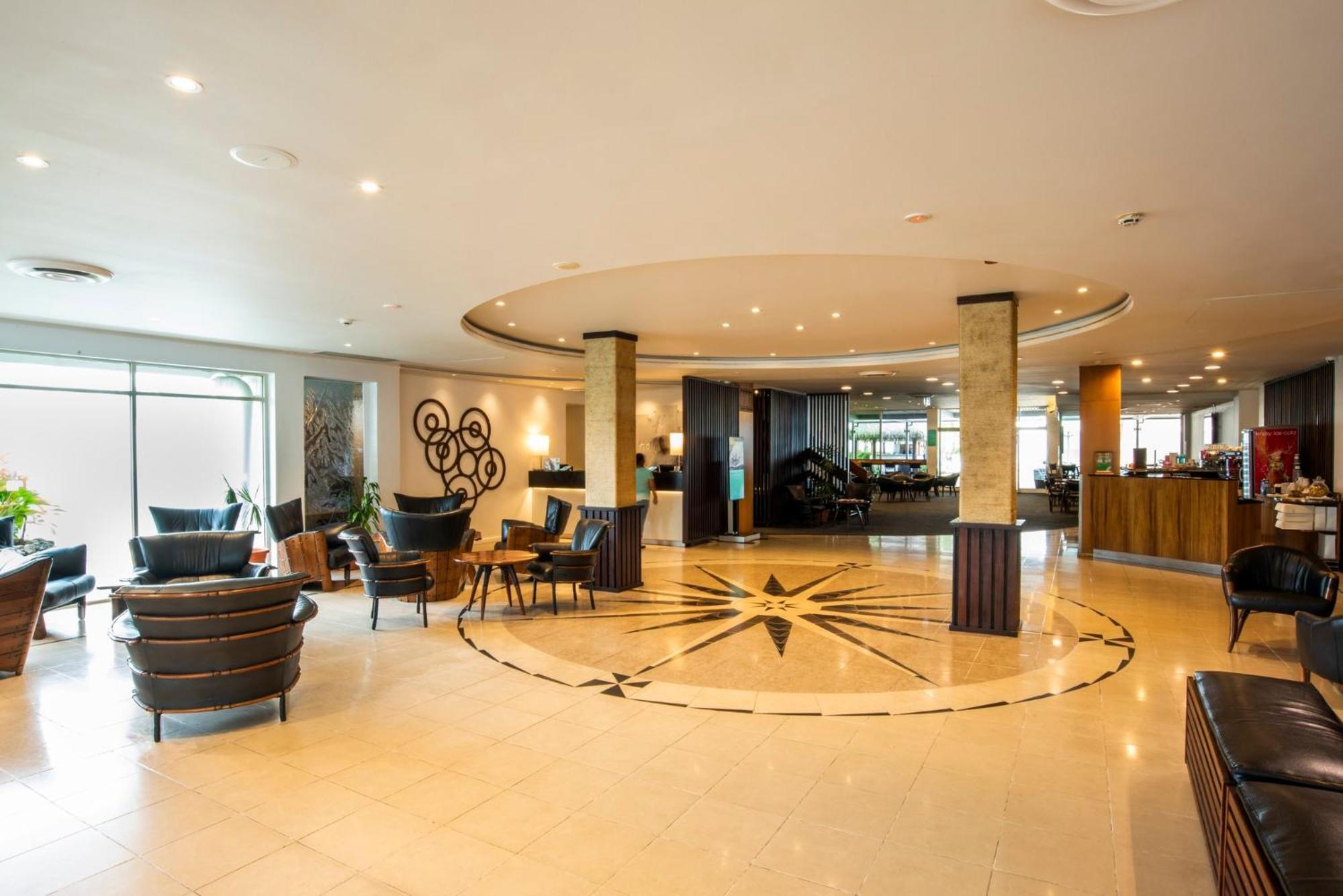 Holiday Inn Suva By Ihg Экстерьер фото