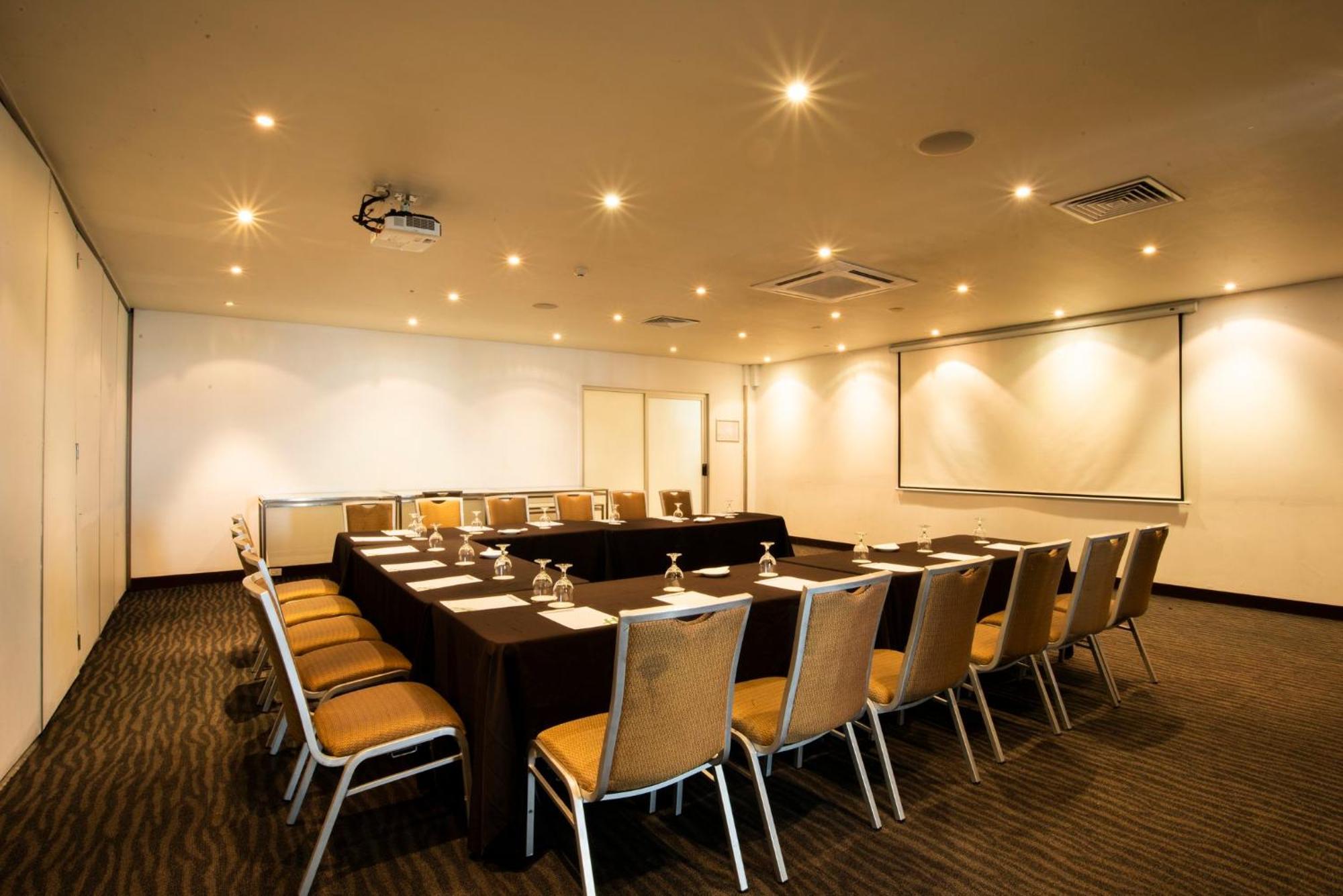 Holiday Inn Suva By Ihg Экстерьер фото